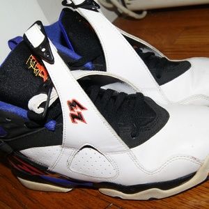 Air Jordan retro 8s